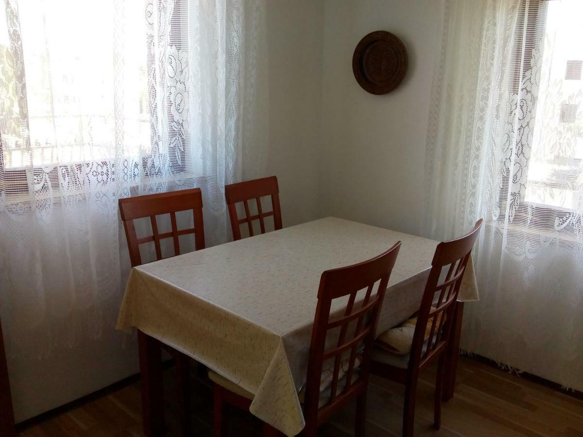 Apartments Dora 梅杜林 外观 照片